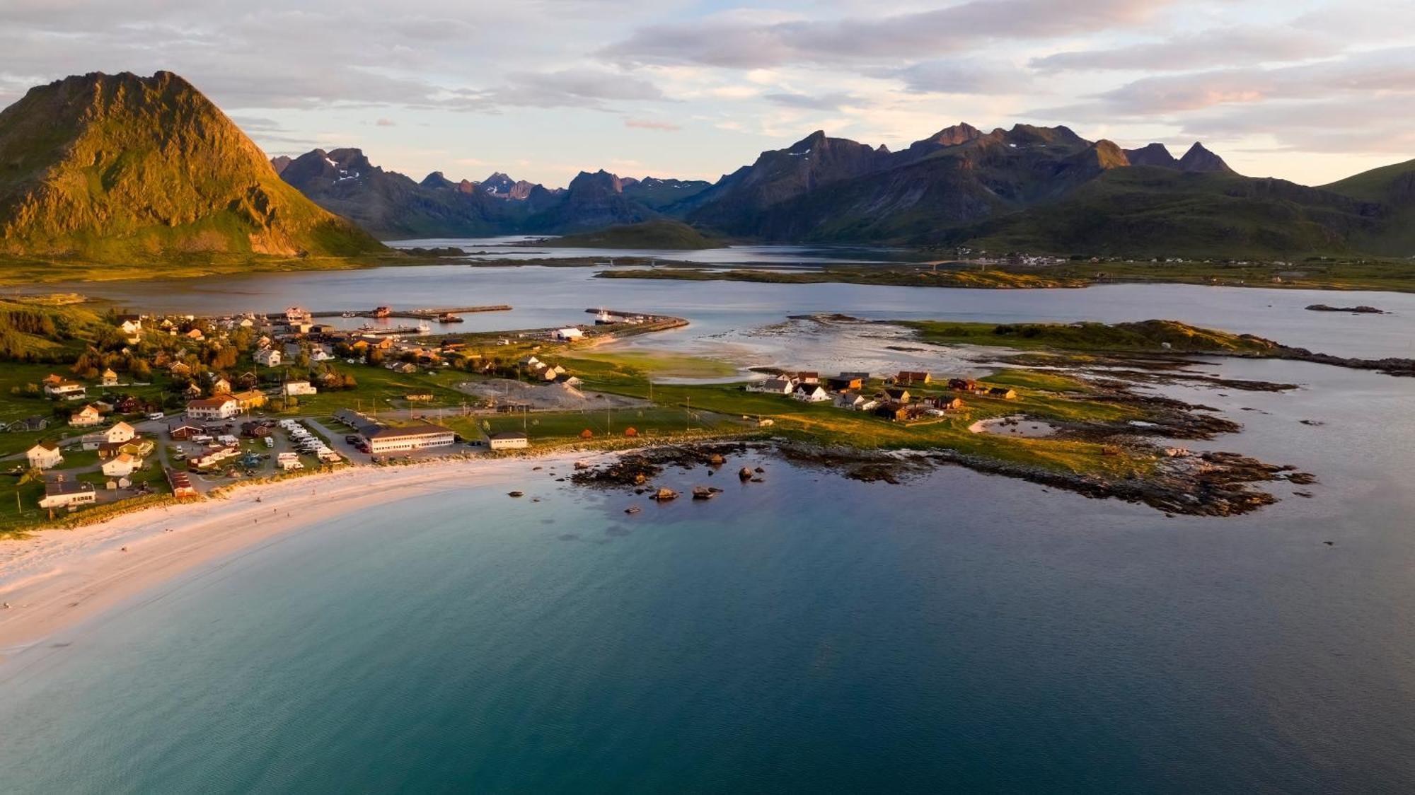 Lofoten Arctic Apartments Ramberg Bagian luar foto